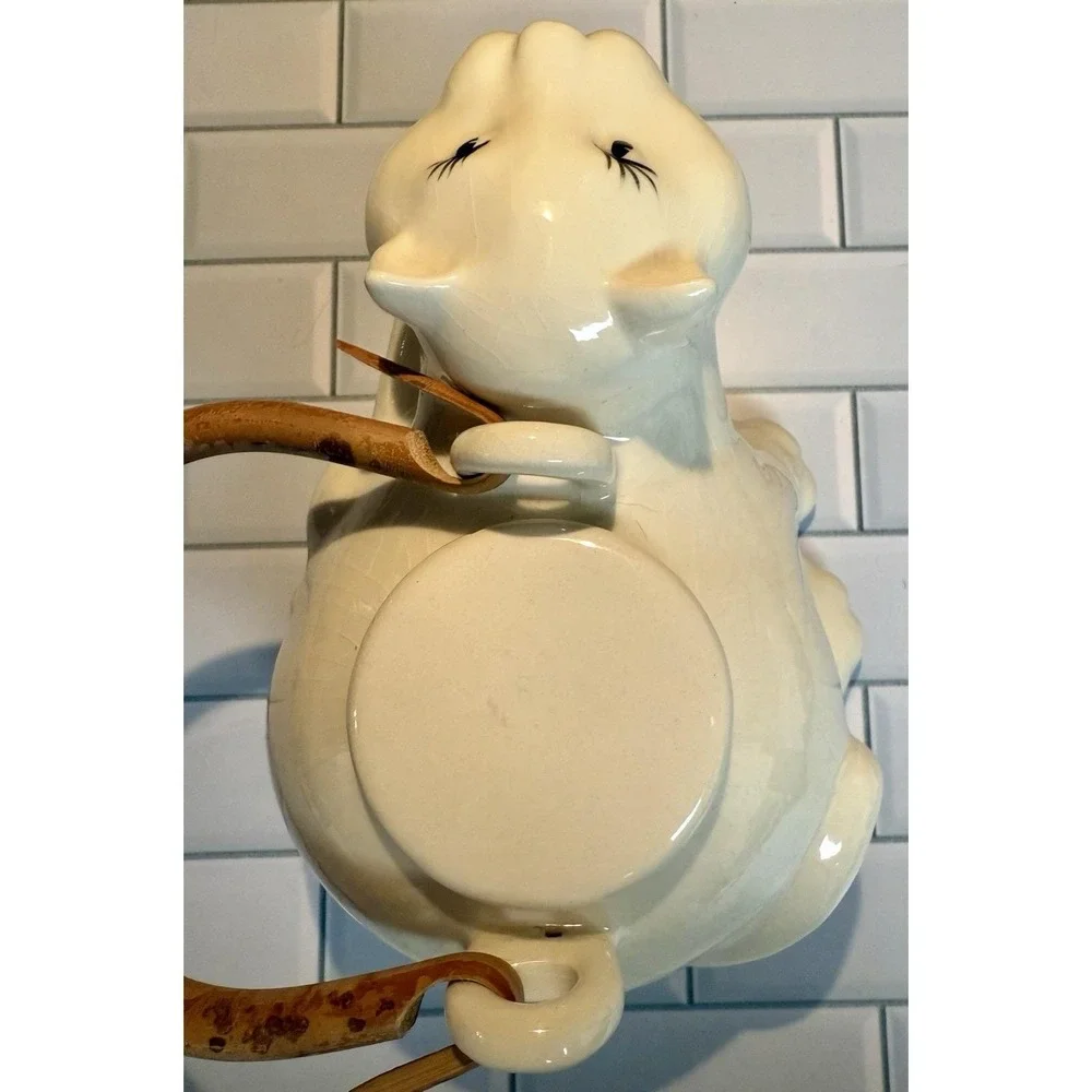 Vintage Cat Ceramic Teapot w/ Bamboo Handle Signed‎ Fumi — Crazing, Chip on Lid